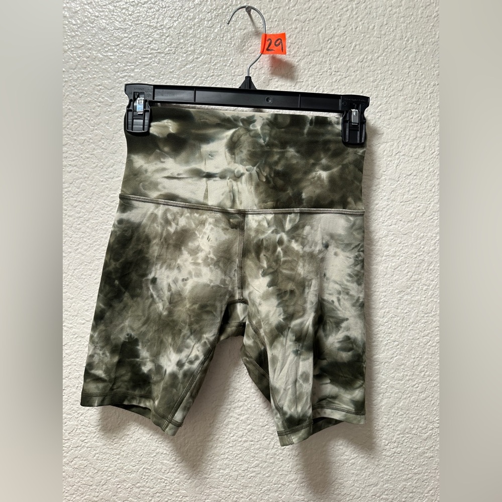 Lululemon align biker shorts A29